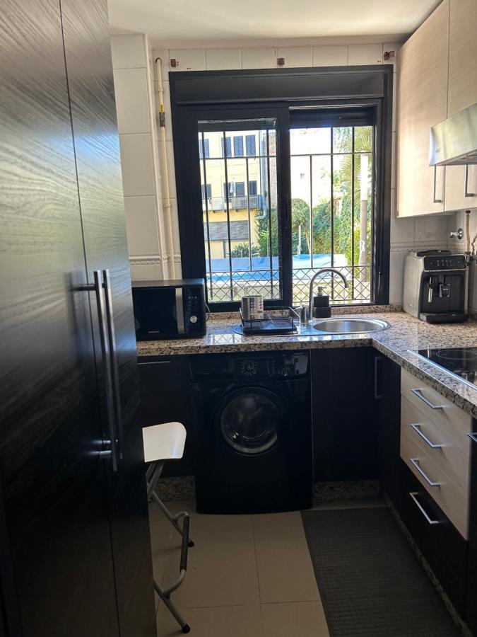 Apartamento Proximo Al Centro De 2 Dormitorios Con Piscina. Sevilla Dış mekan fotoğraf