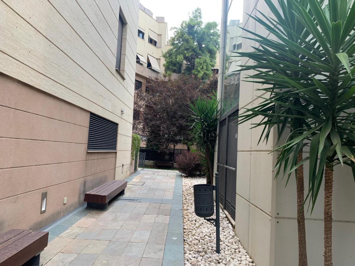 Apartamento Proximo Al Centro De 2 Dormitorios Con Piscina. Sevilla Dış mekan fotoğraf