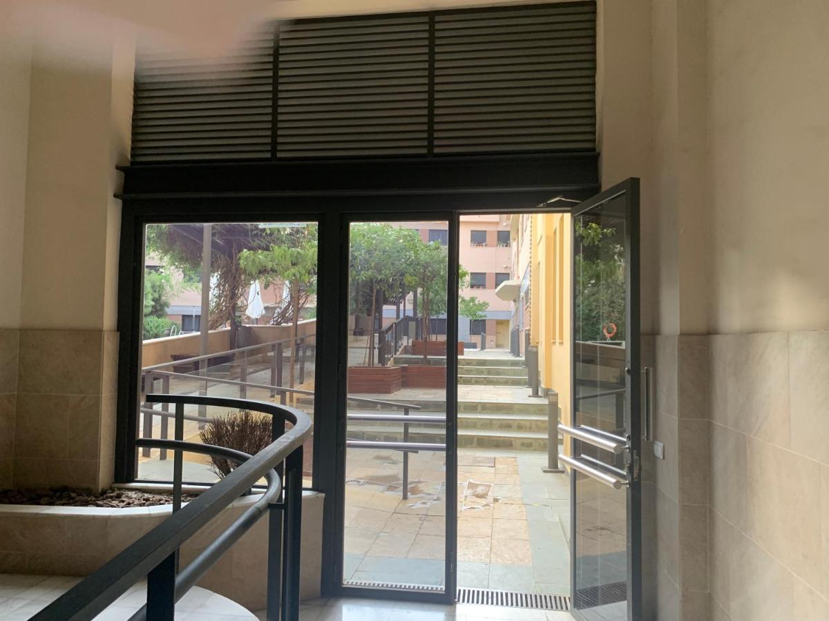 Apartamento Proximo Al Centro De 2 Dormitorios Con Piscina. Sevilla Dış mekan fotoğraf